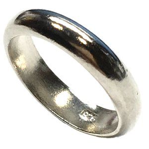 Sterling Silver Baby or Midi Ring sz 0 11.53mm